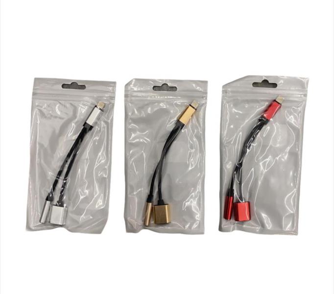 Adaptadores iPhone a 3.5 Mas Carga Bolsa