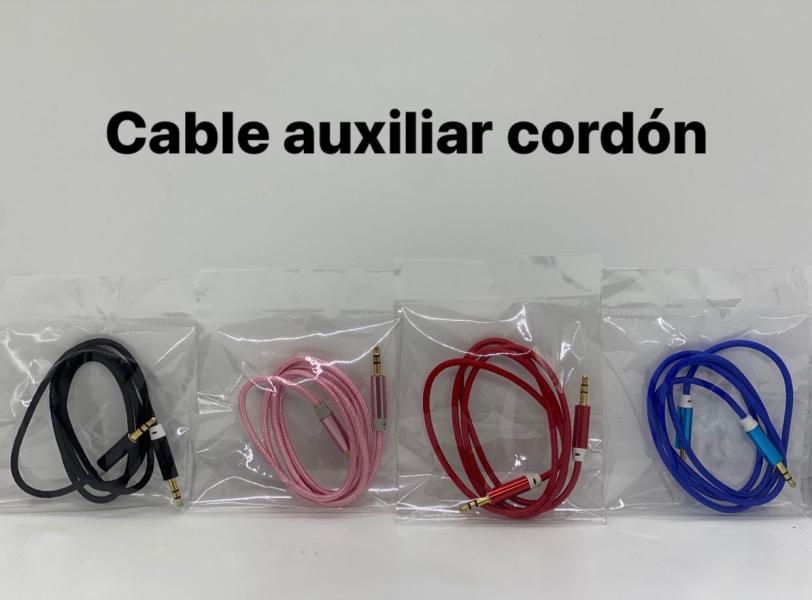 Cables Auxiliar 3.5 a 3.5 Cordon bolsa