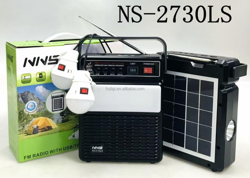 Parlante con luz solar NS-2730LS