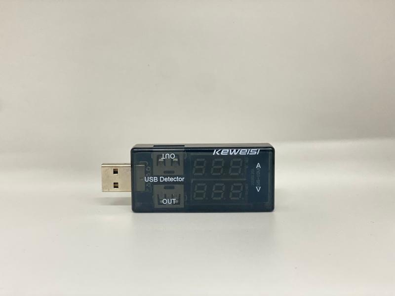 Medidor de voltaje USB KWS-10VA