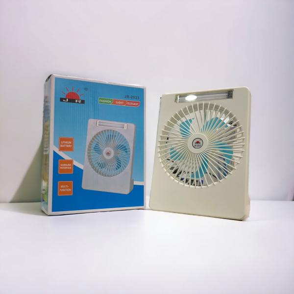 Ventilador Mesa con Luz JR-2023