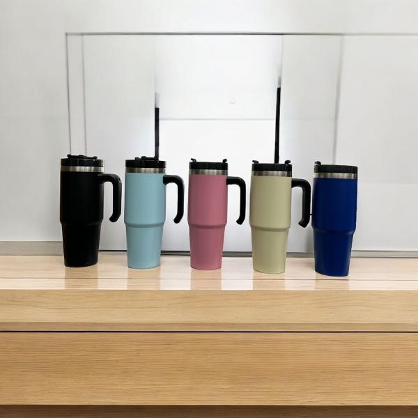 Termo con agarradera 900ml