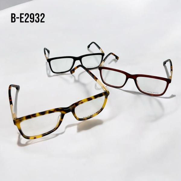 Marco Lente Burberry