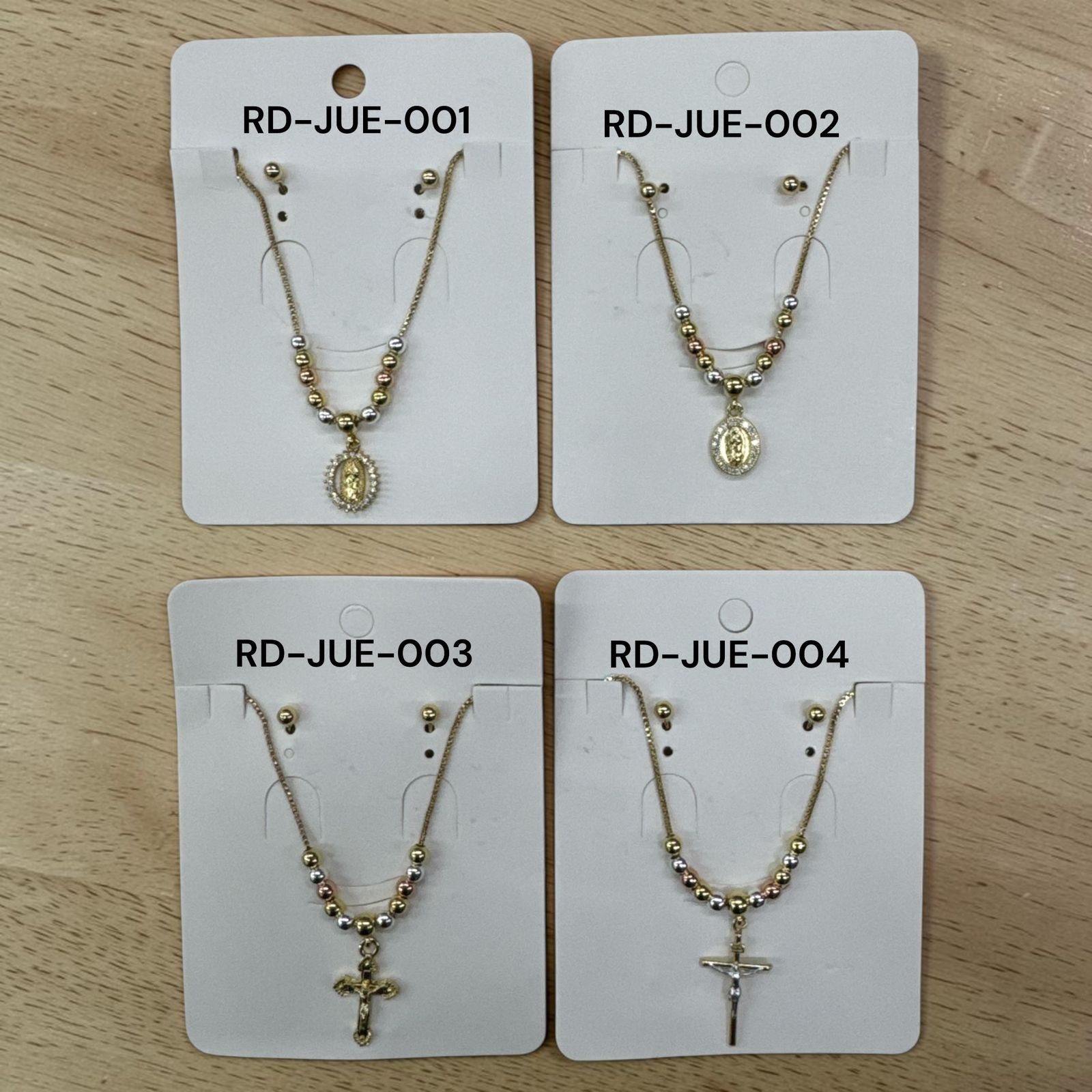 Conjunto Aretes y Rosario de Acero RD-JUE