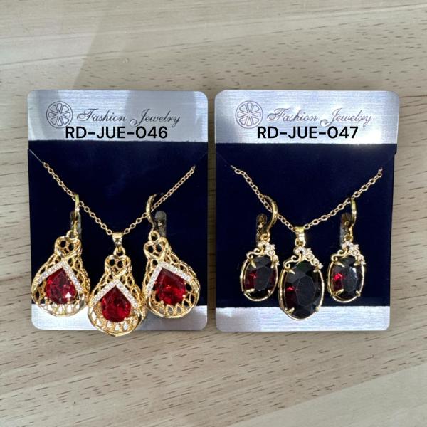 Conjunto Aretes y Cadena de Acero RD-JUE