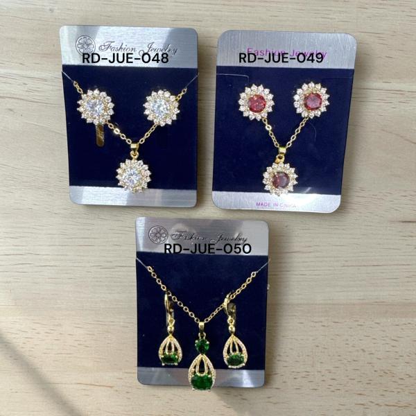 Conjunto Aretes y Cadena de Acero RD-JUE