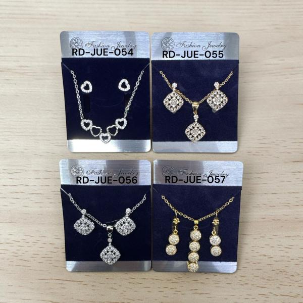 Conjunto Aretes y Cadena de Acero RD-JUE